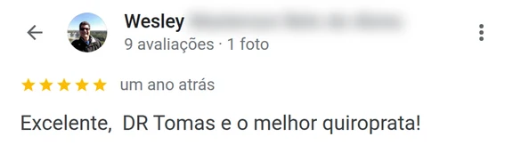 Avaliação de paciente que chama o Dr. Thomas de melhor quiroprata, em clínica de quiropraxia em Florianópolis