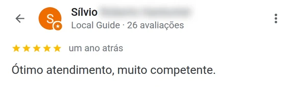 Avaliação de paciente elogiando o ótimo atendimento e a competência da equipe em clínica de quiropraxia em Florianópolis