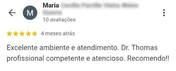 Avaliação de paciente elogiando o atendimento e o profissionalismo da equipe da Específico Quiropraxia em Florianópolis