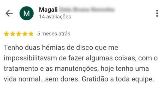 Avaliação de paciente relatando melhora de hérnias de disco, retorno à vida normal e ausência de dores após tratamento e manutenções em quiropraxia em Floripa